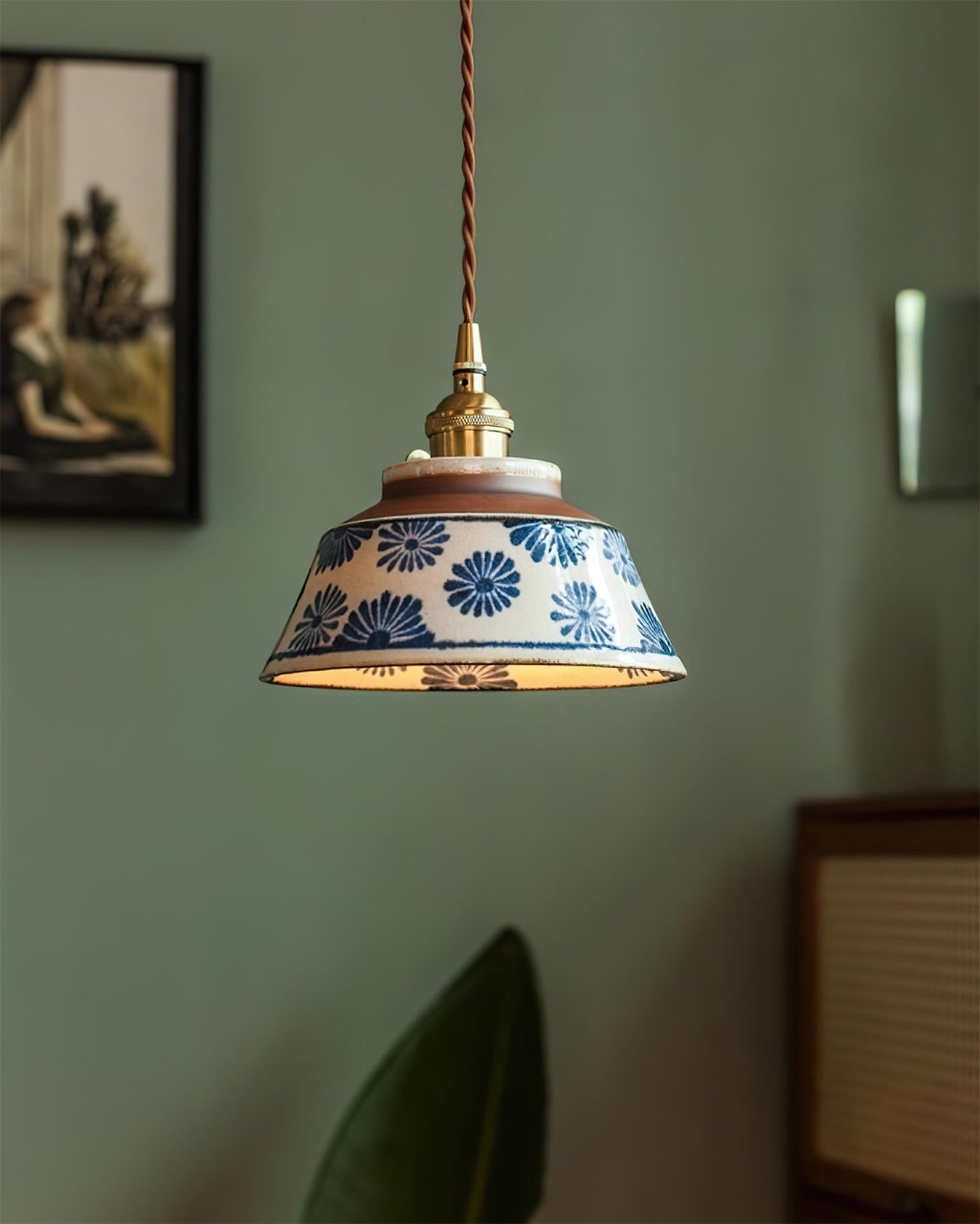 Ręcznie wykonana ceramiczna lampa wisząca — regulowany kwiatowy klosz o szerokości 7 cali
