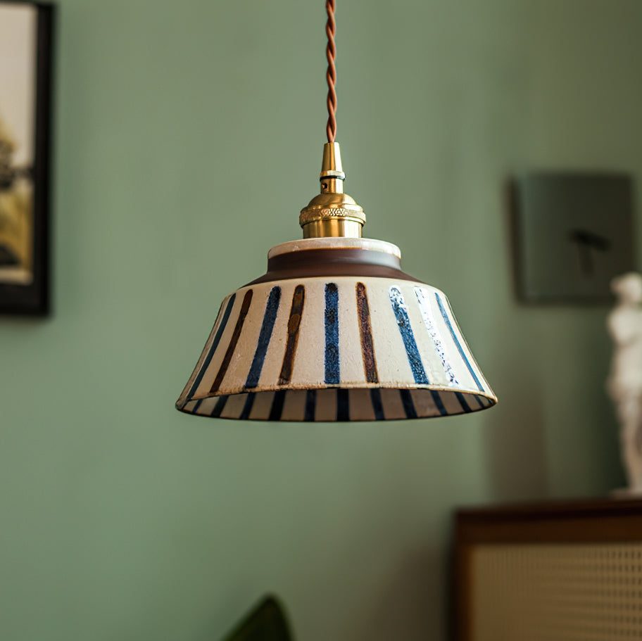 Ręcznie wykonana ceramiczna lampa wisząca — regulowany kwiatowy klosz o szerokości 7 cali