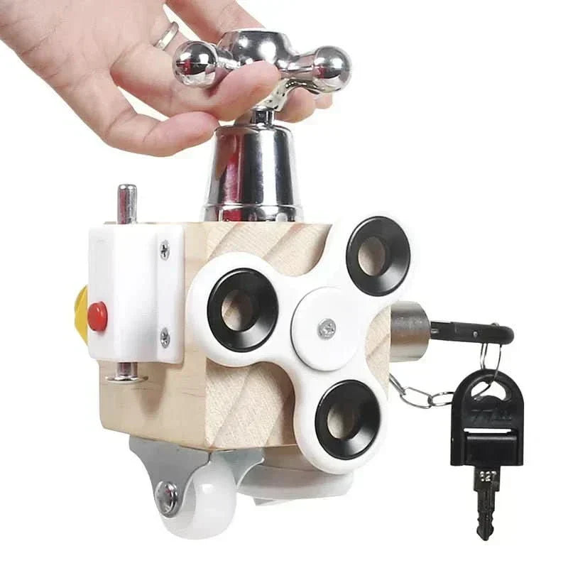 Cubo de Aprendizagem Portátil PlayCube — Cinco Painéis Interativos, Relógio e Ábaco