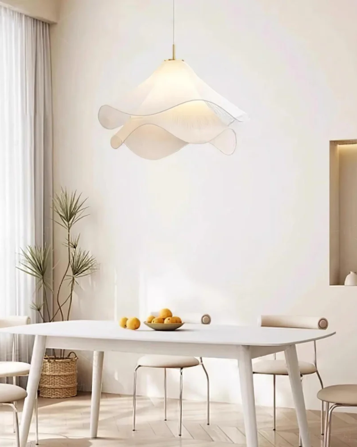Silvesta | Pendant Ceiling Light With Layered Petal Shade And Soft Glow