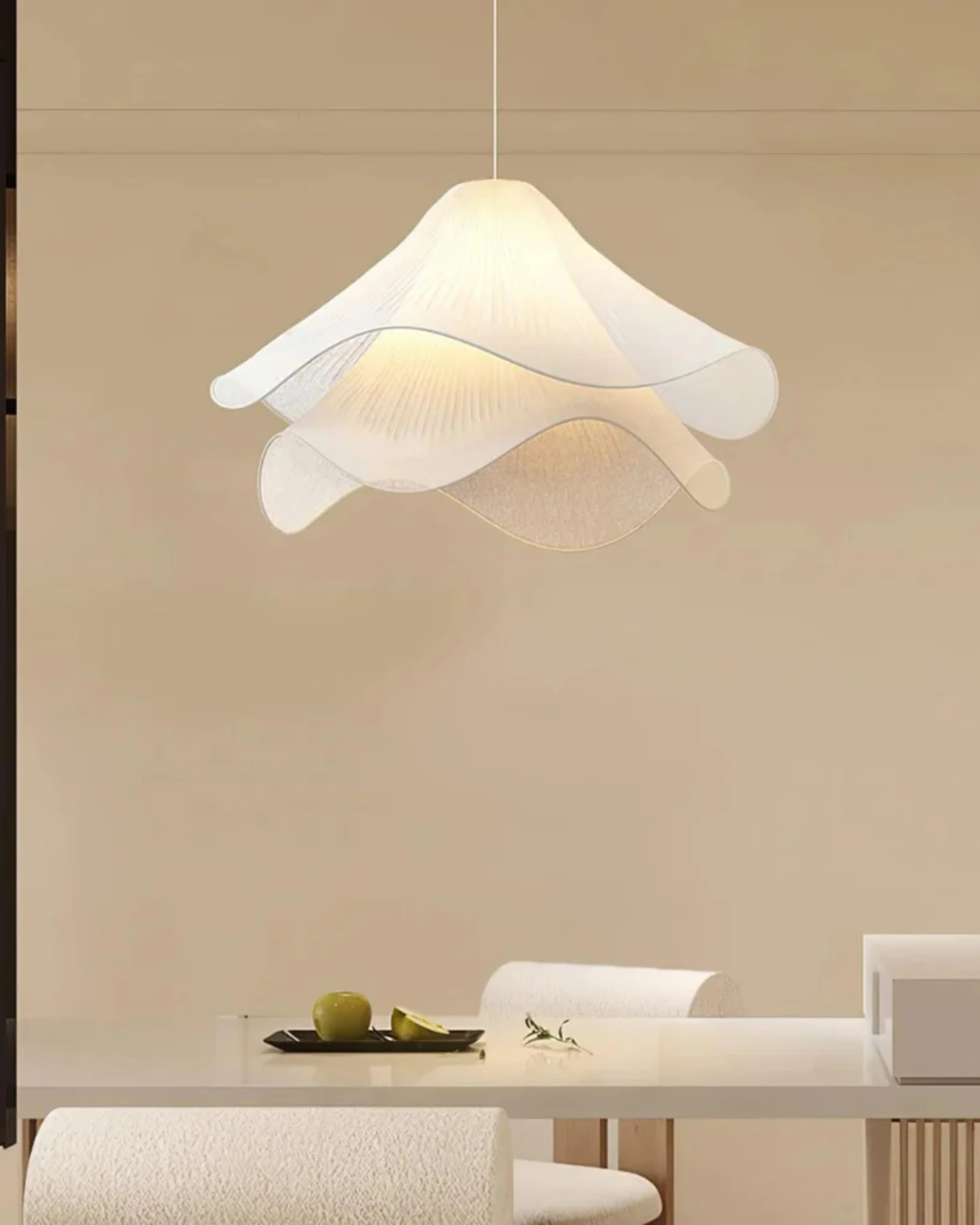 Silvesta | Pendant Ceiling Light With Layered Petal Shade And Soft Glow