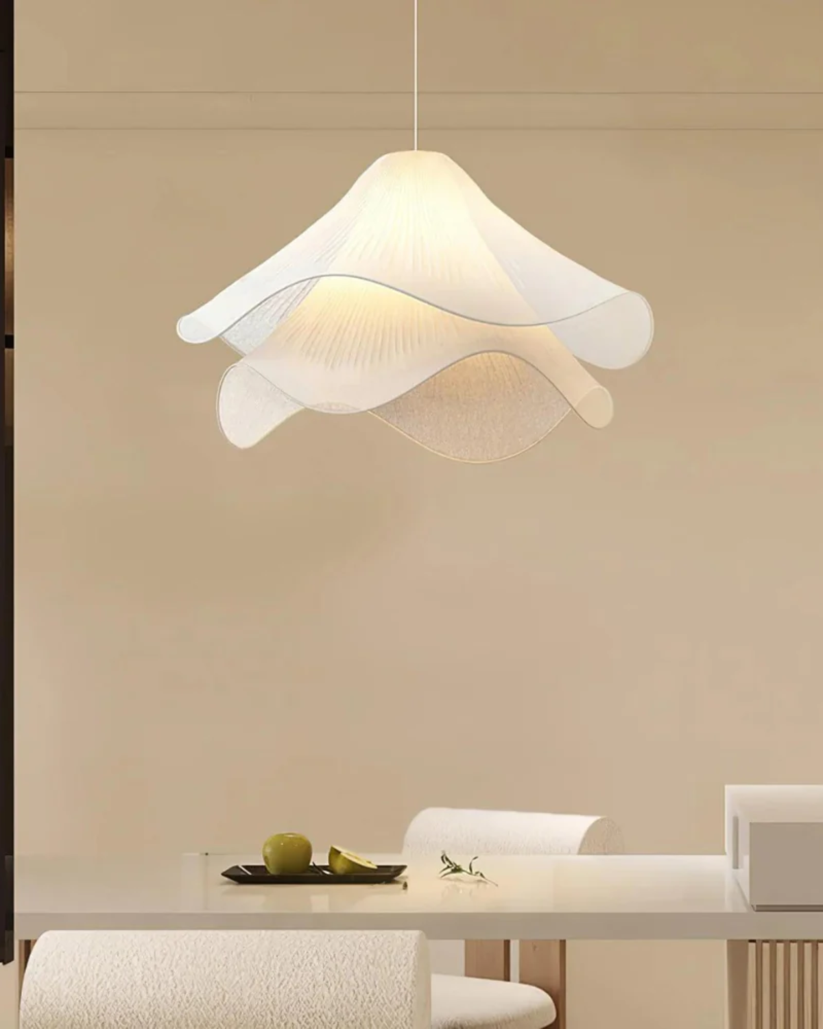 Silvesta | Pendant Ceiling Light With Layered Petal Shade And Soft Glow