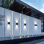 Astrenor Moderne wasserdichte LED-Wandleuchte für Terrasse