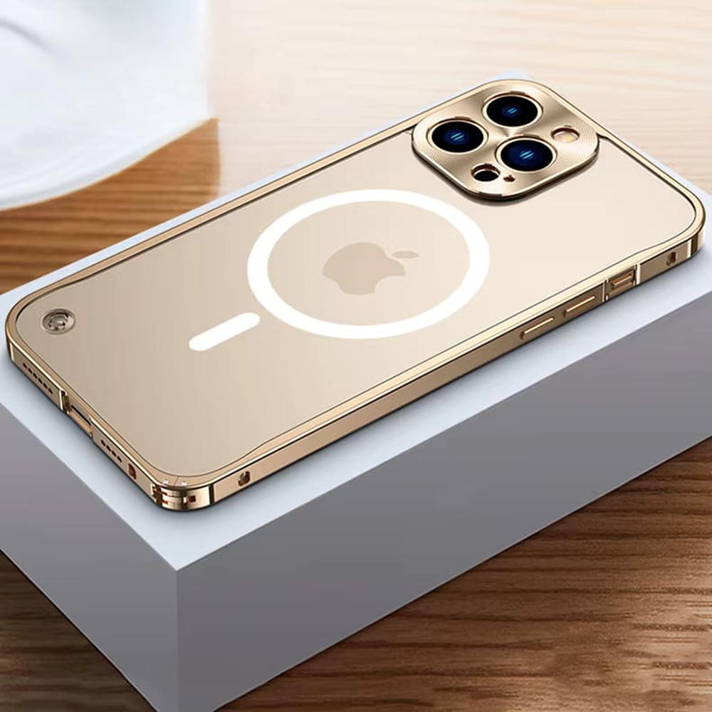 Pouzdro na iPhone 13 s frézovaným hliníkovým rámem — matná zadní strana, kroužek MagSafe