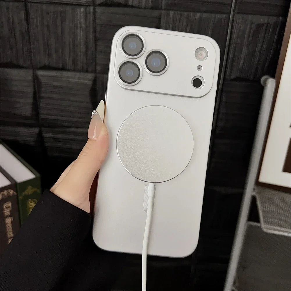 כיסוי סיליקון MagSafe ל-iPhone 14–17 Pro Max/Air — הגנה על העדשה