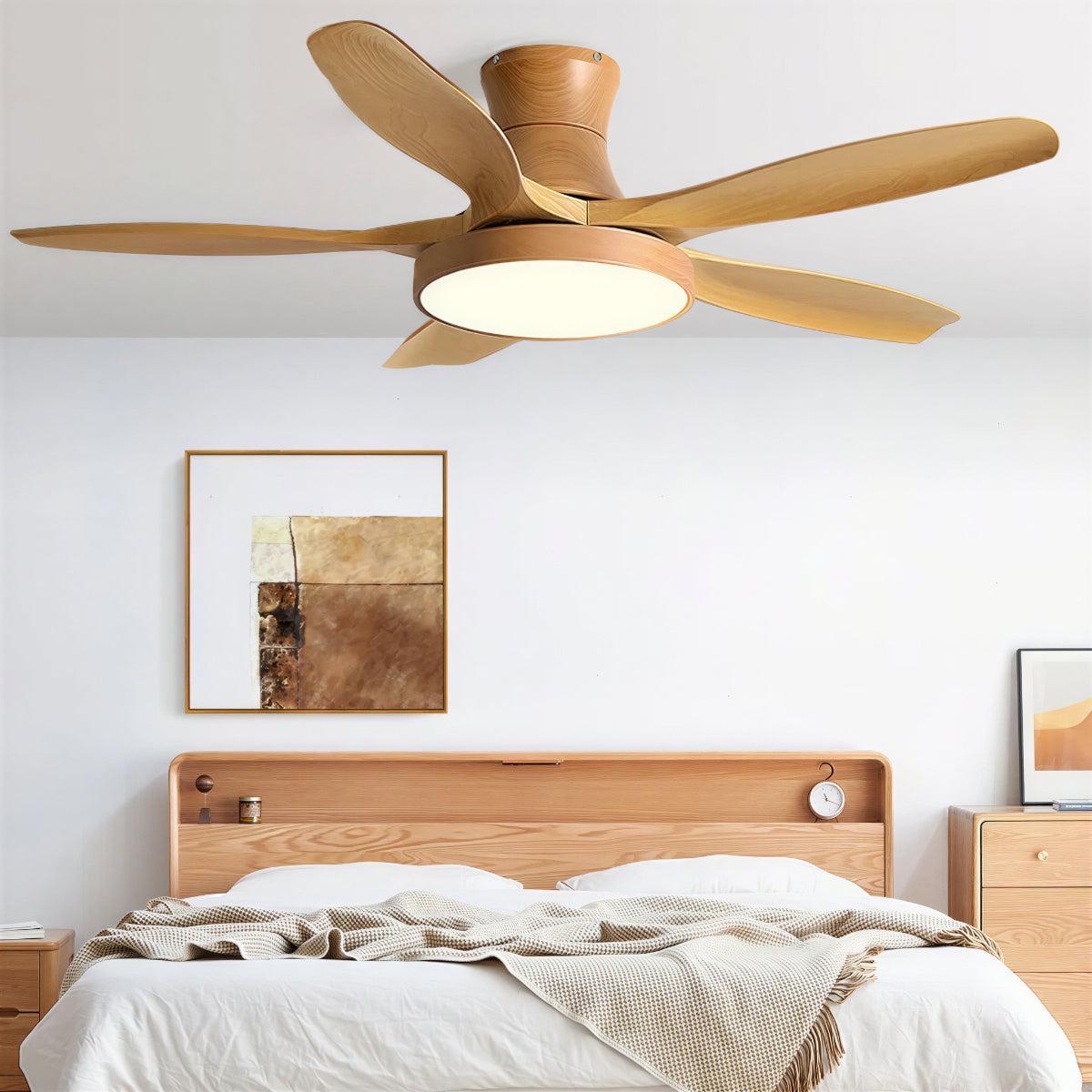 Ventilatore da soffitto moderno in legno — illuminazione integrata, telecomando wireless