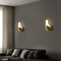Aurelin | Moderne goldene LED-Wandleuchte mit satiniertem Glas