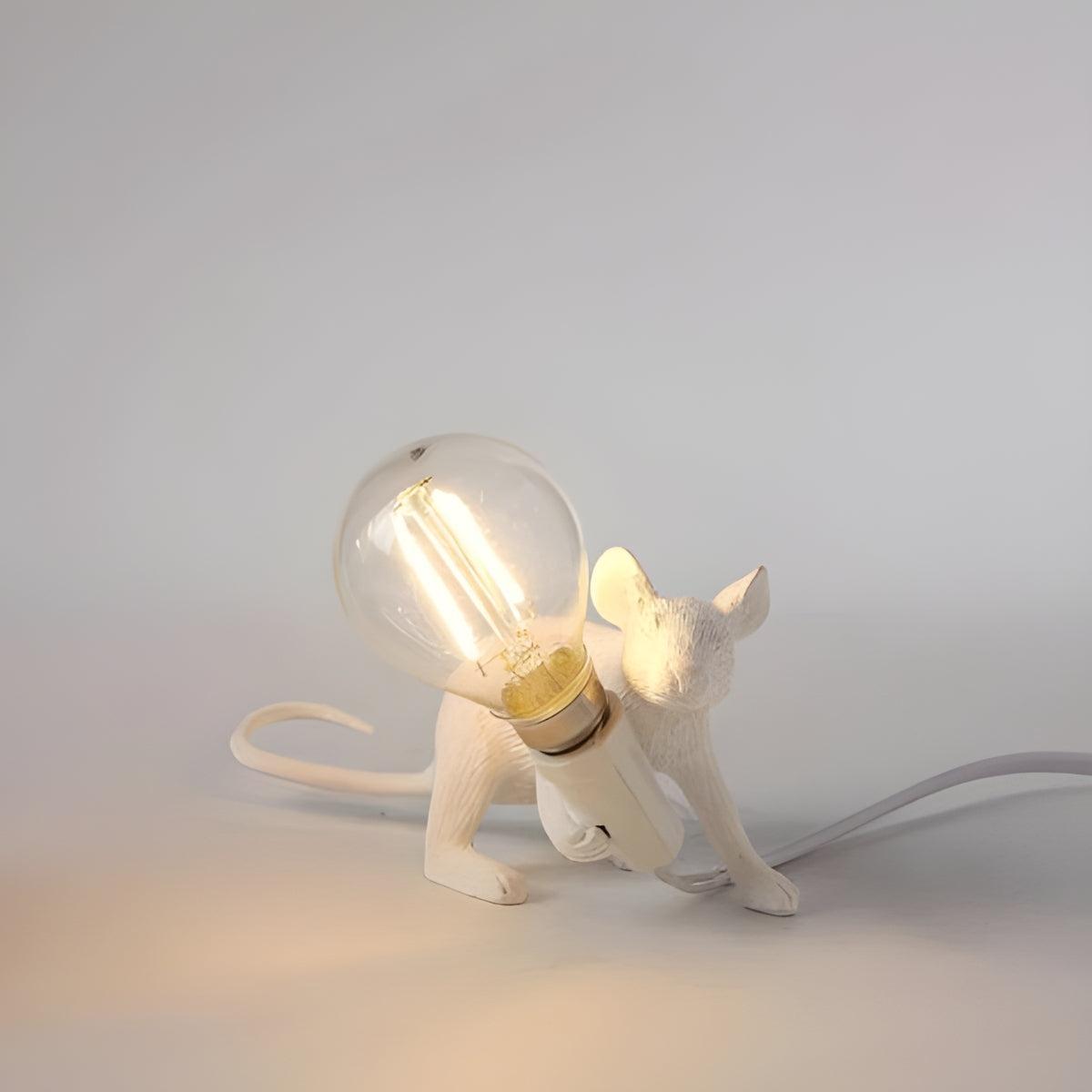 Lámpara de mesa con forma de ratón — Acento de iluminación escultórico