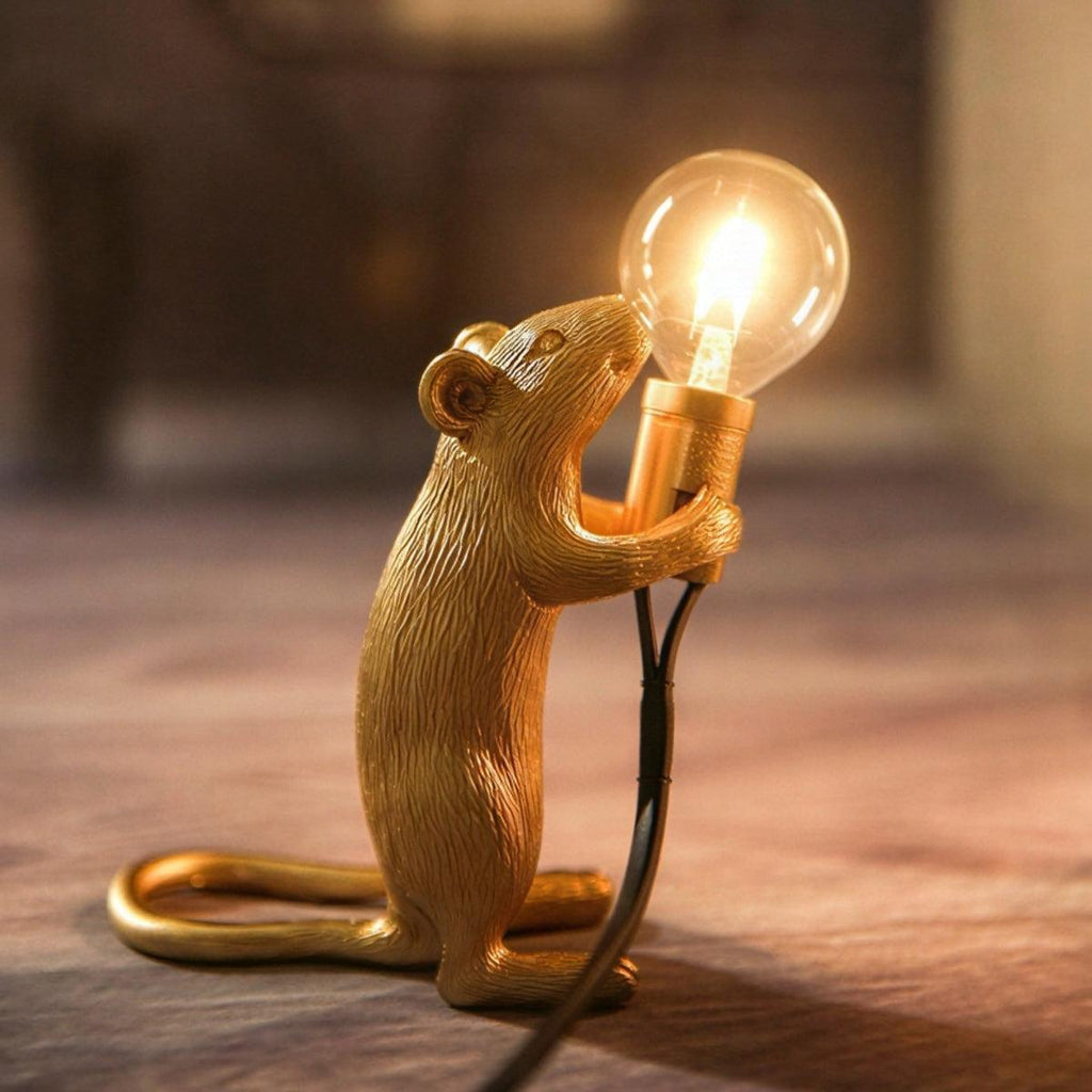 Lámpara de mesa con forma de ratón — Acento de iluminación escultórico