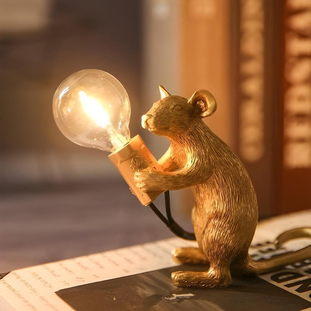 Lámpara de mesa con forma de ratón — Acento de iluminación escultórico