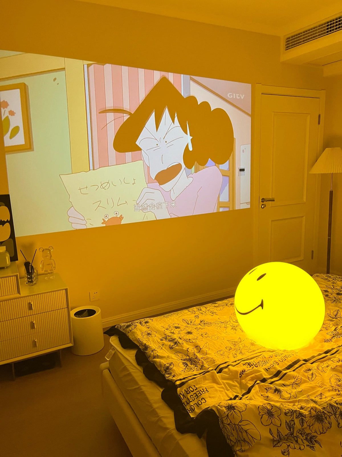 Radosna lampka nocna — polipropylenowa lampa LED 9 cali, ładowanie przez USB