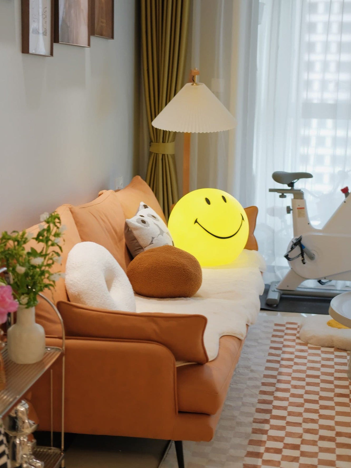 Radosna lampka nocna — polipropylenowa lampa LED 9 cali, ładowanie przez USB