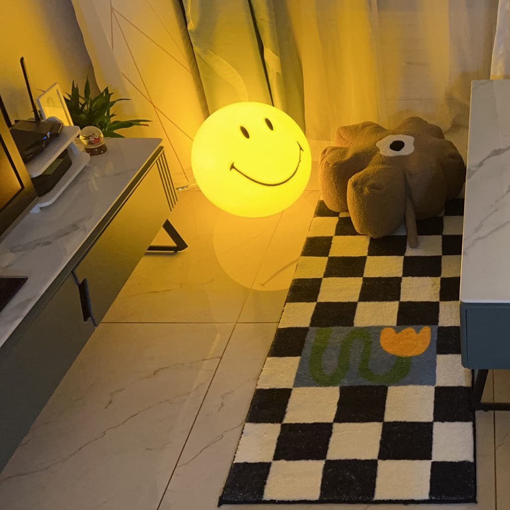 Radosna lampka nocna — polipropylenowa lampa LED 9 cali, ładowanie przez USB