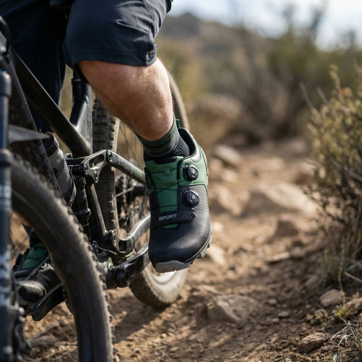 Chaussures de vélo à pédales plates à double molette - adhérence sans cale, ajustement rapide
