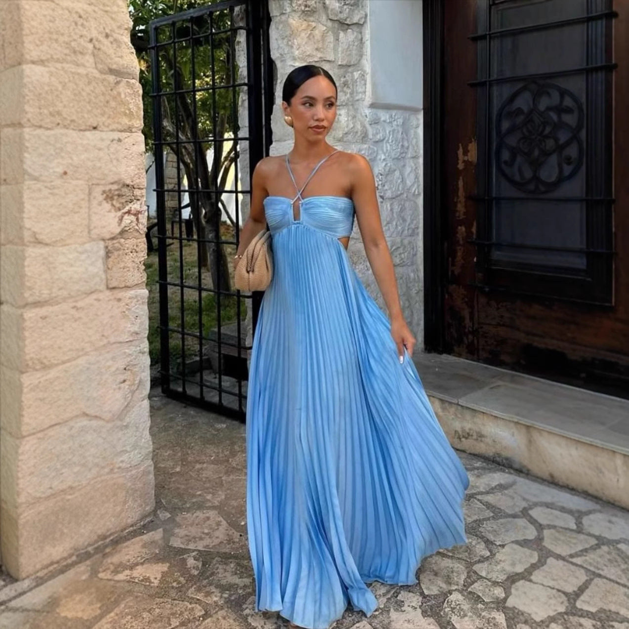 Robe tube plissée sans manches de couleur pure