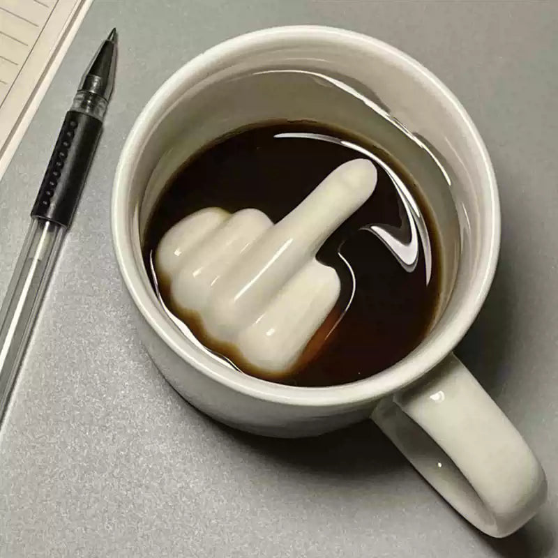 Originelle Kaffeetasse — weiße Keramik, 12 oz, Henkel in Form eines erhobenen Fingers