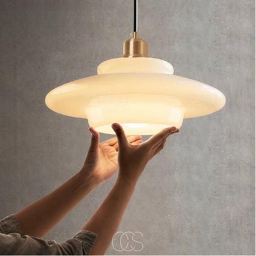 Elegant Perle Brass And Glass Pendant Light For Living Rooms