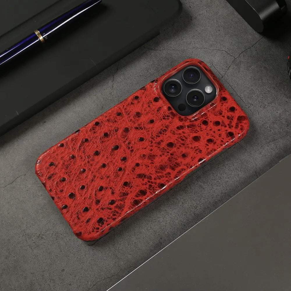 Capa de iPhone em couro genuíno de avestruz 14/15/16/17 — Proteção contra impactos