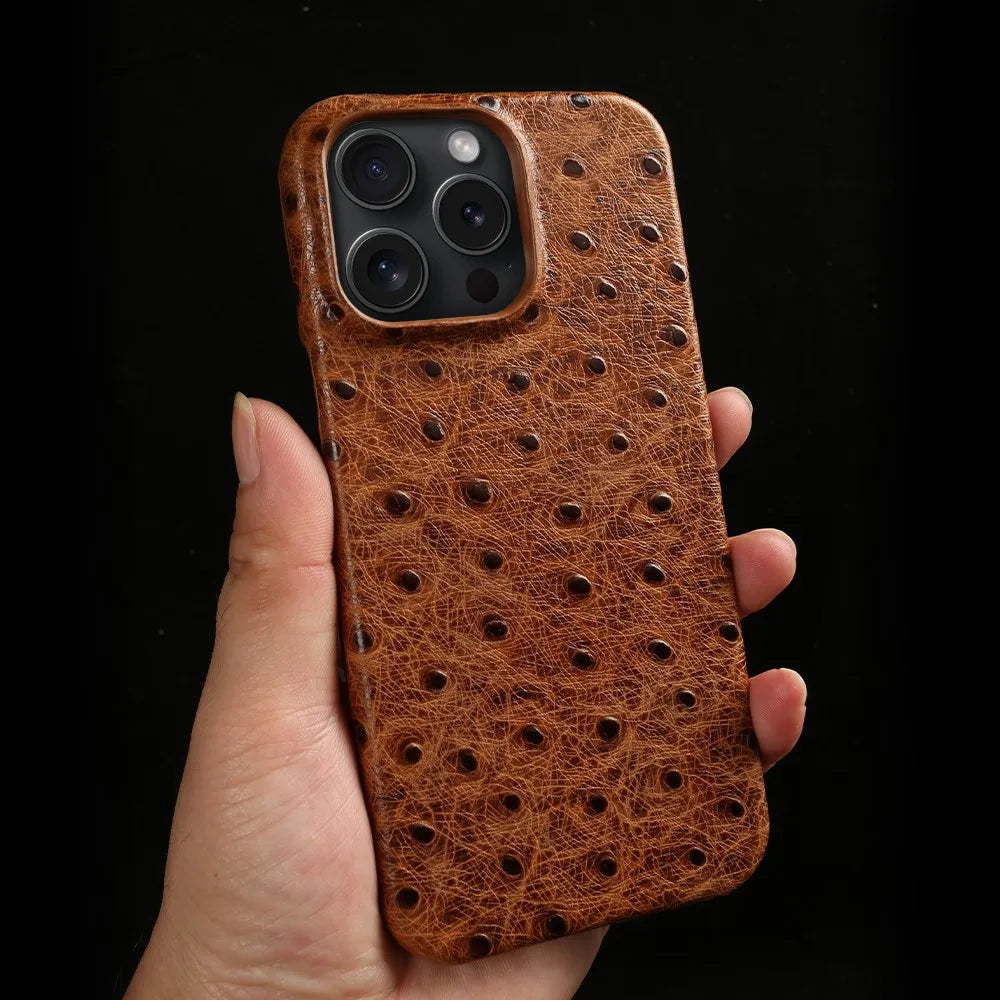 Capa de iPhone em couro genuíno de avestruz 14/15/16/17 — Proteção contra impactos