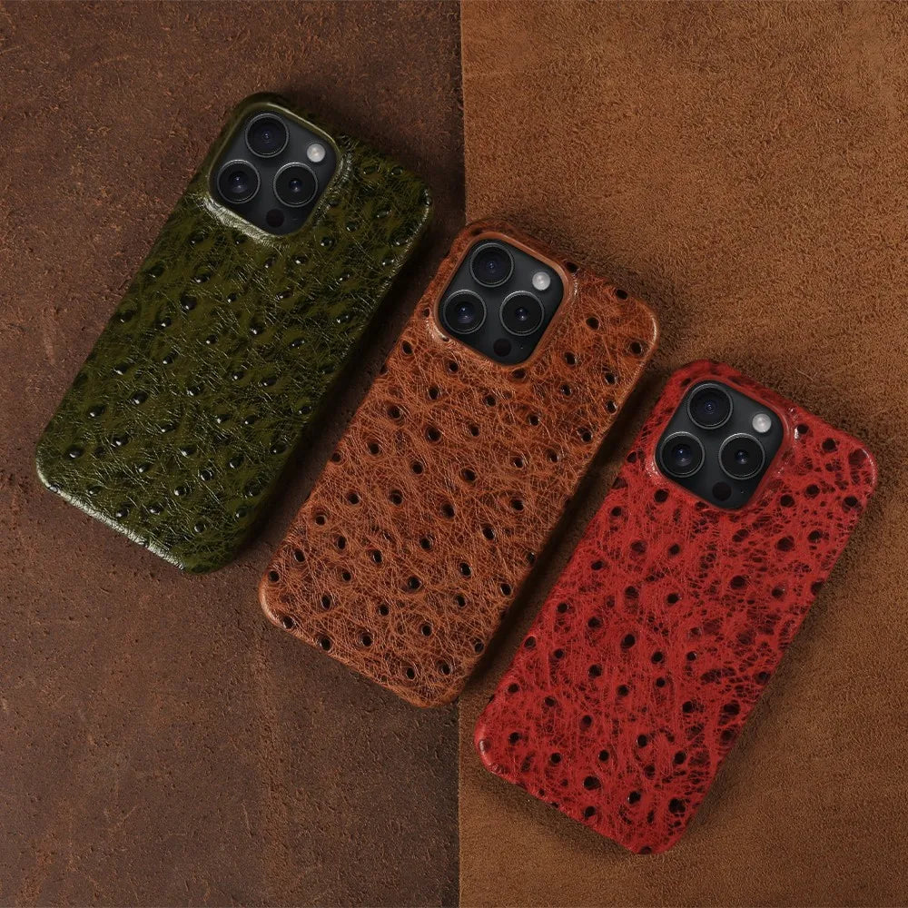Capa de iPhone em couro genuíno de avestruz 14/15/16/17 — Proteção contra impactos
