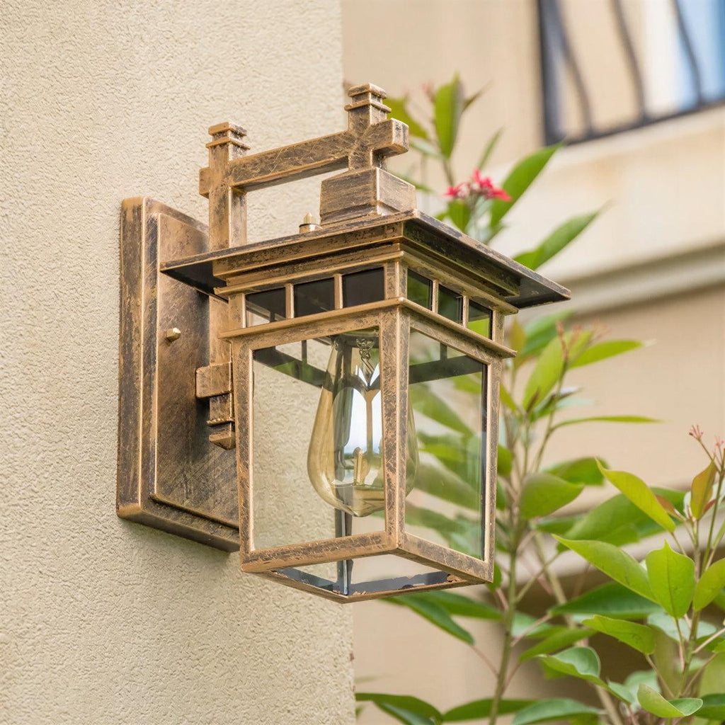 Traditionele buitenwandlantaarn — decoratieve buitenwandlamp