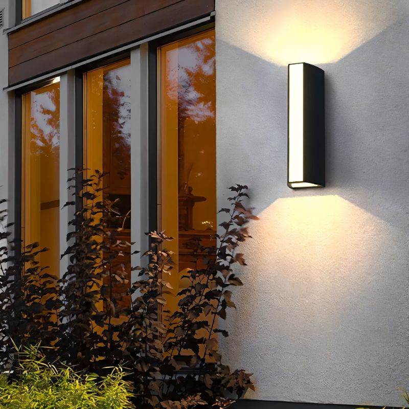 Outdoor Wall Lamp Metal IP65 Waterproof LED Black Warm Illumination | Euroselle