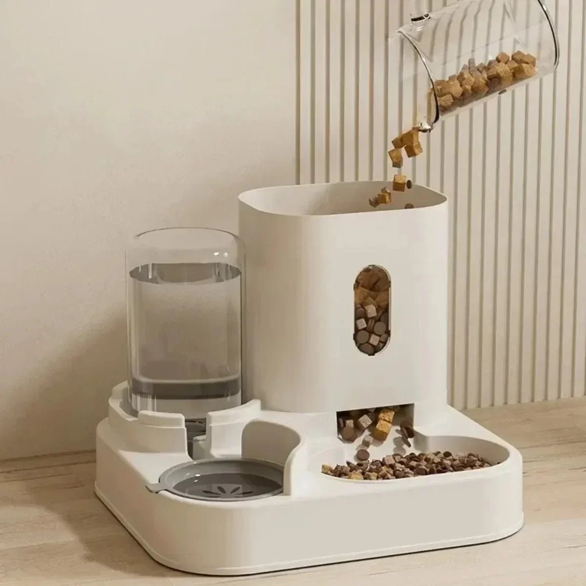 PawCloud Gravity-Feed Pet Food and Water Dispenser — Non-Electric Operation