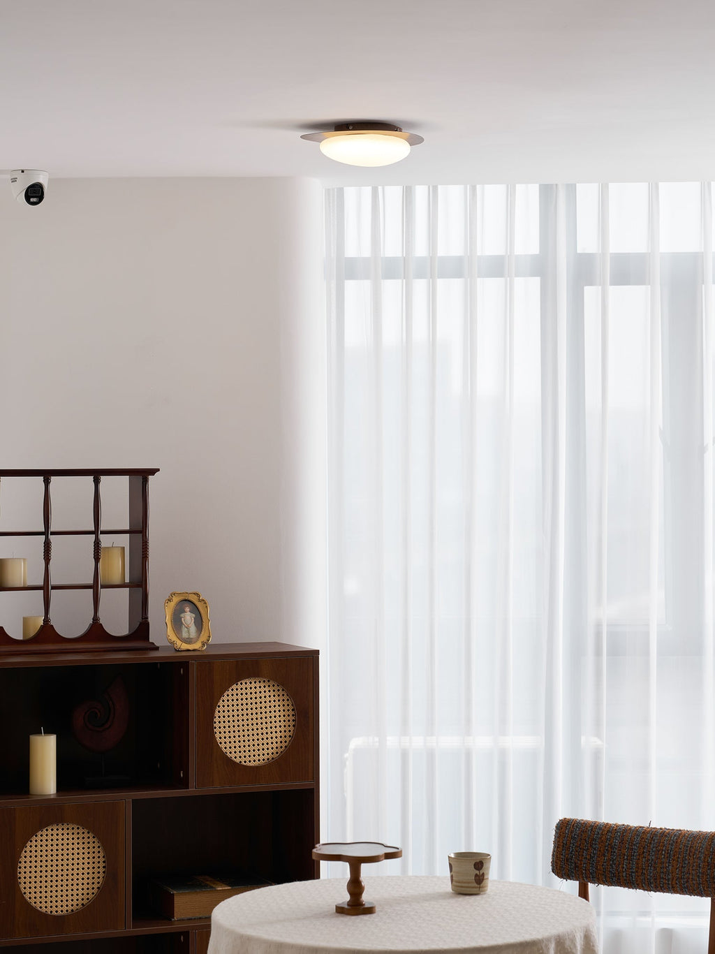 Plafoniera LED Riverstone — profilo ribassato da 8 cm, finitura effetto venatura del noce