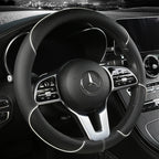 Prémiový potah na volant z umělé kůže s diamantovým protiskluzovým vzorem pro lepší pohodlí a kontrolu při řízení - Euroselle