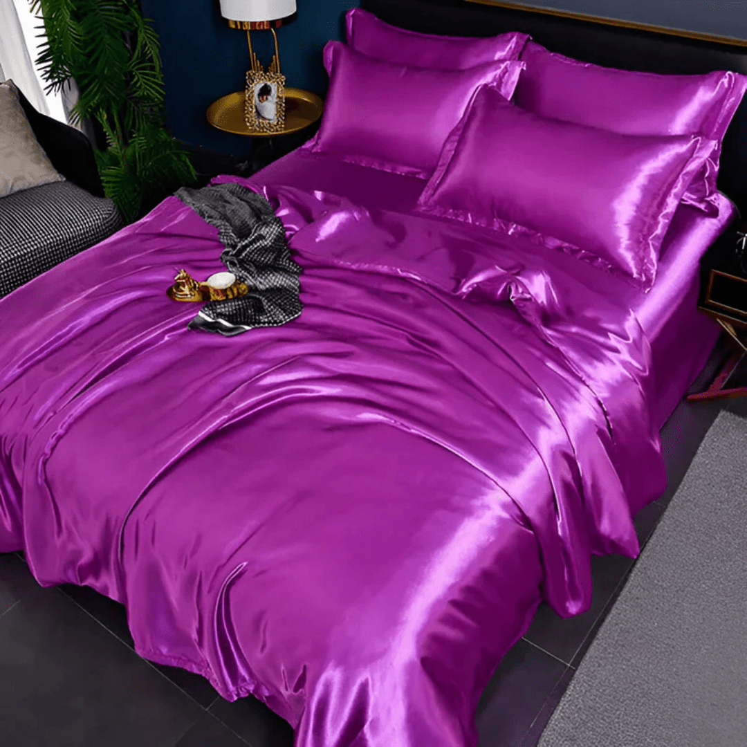 Premium silk-look bed set designed for smooth, cooling comfort and elegant year-round sleep - Euroselle