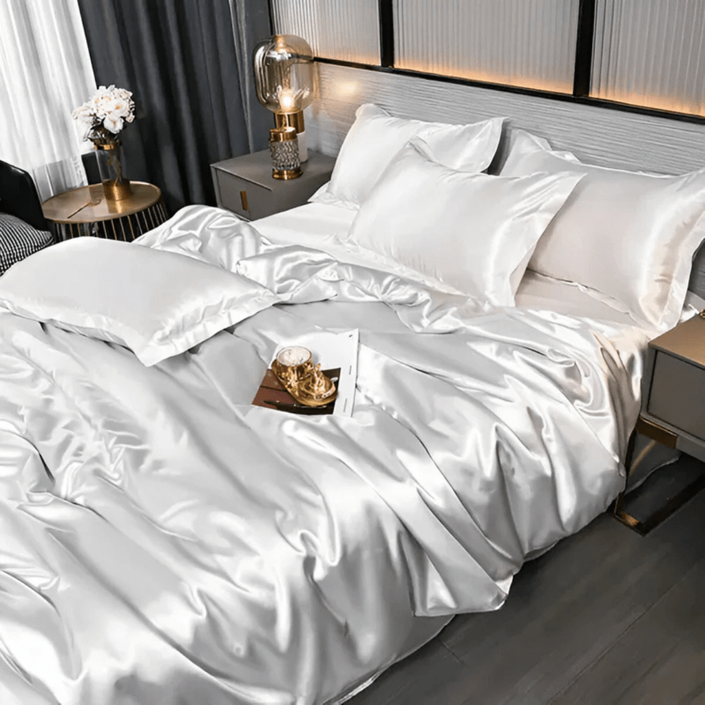 Premium silk-look bed set designed for smooth, cooling comfort and elegant year-round sleep - Euroselle