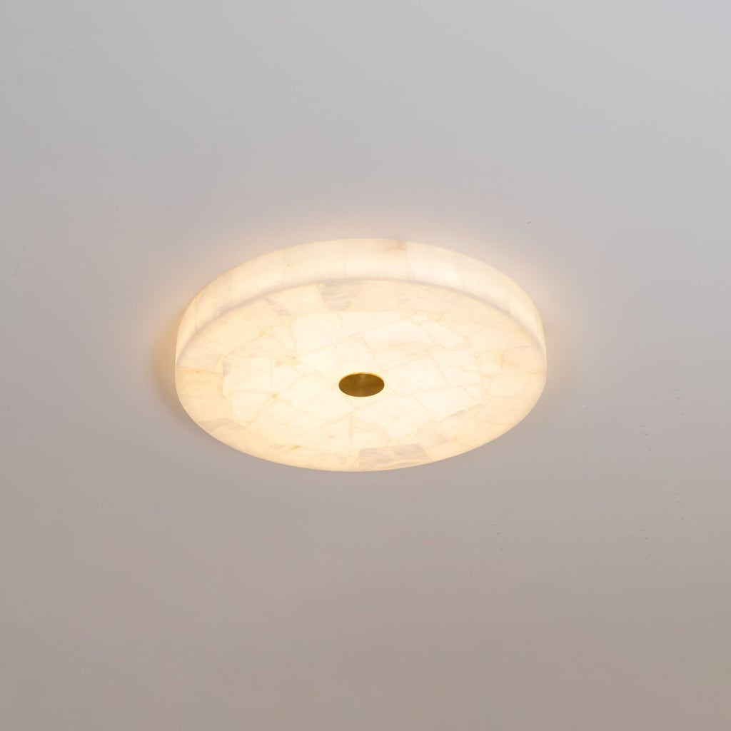 2 in LED-taklampe — alabastkuppel, gulldetalj, justerbar fargetemperatur