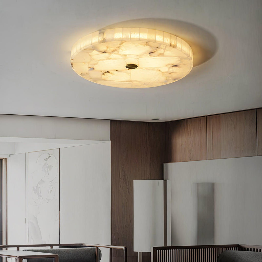 2 in LED-taklampe — alabastkuppel, gulldetalj, justerbar fargetemperatur