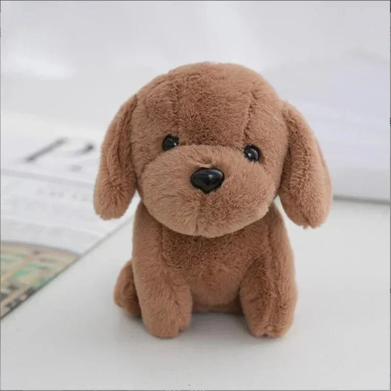 Breloczek pluszowy CloverPup w kształcie małego pieska — kompaktowy mini brelok 12 cm