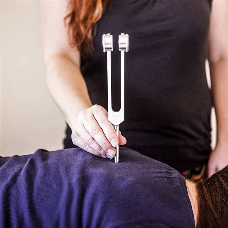 Diapasão de 128Hz — Ferramenta de precisão para terapia sonora e relaxamento
