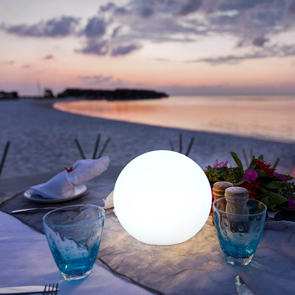Lunar Cordless LED Indoor & Outdoor Table Light