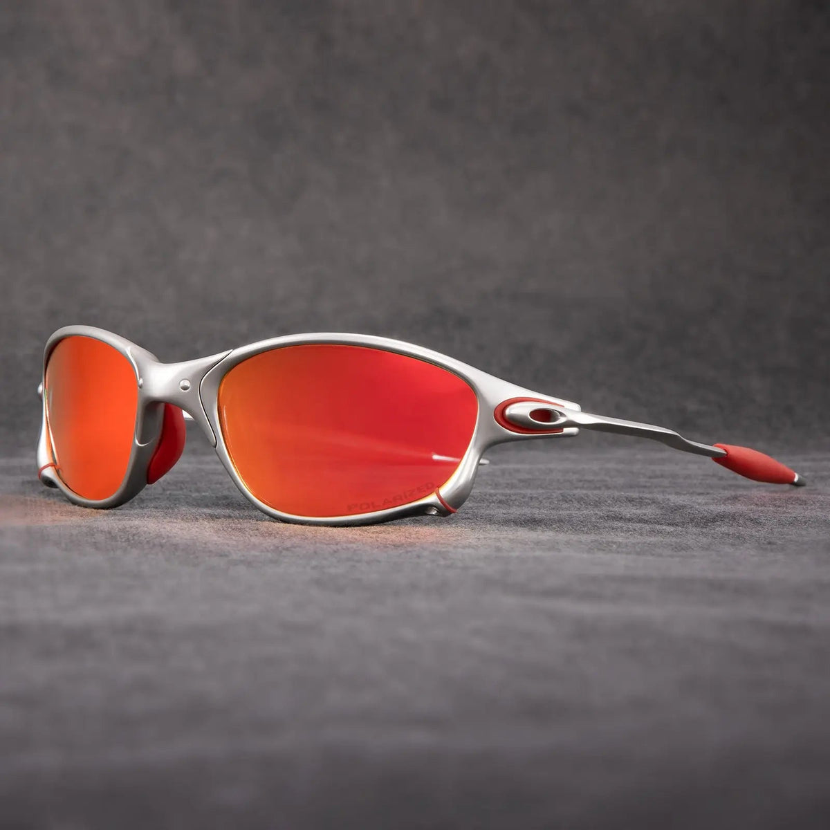 Óculos de sol desportivos polarizados: lentes espelhadas vermelhas, armação leve de alumínio