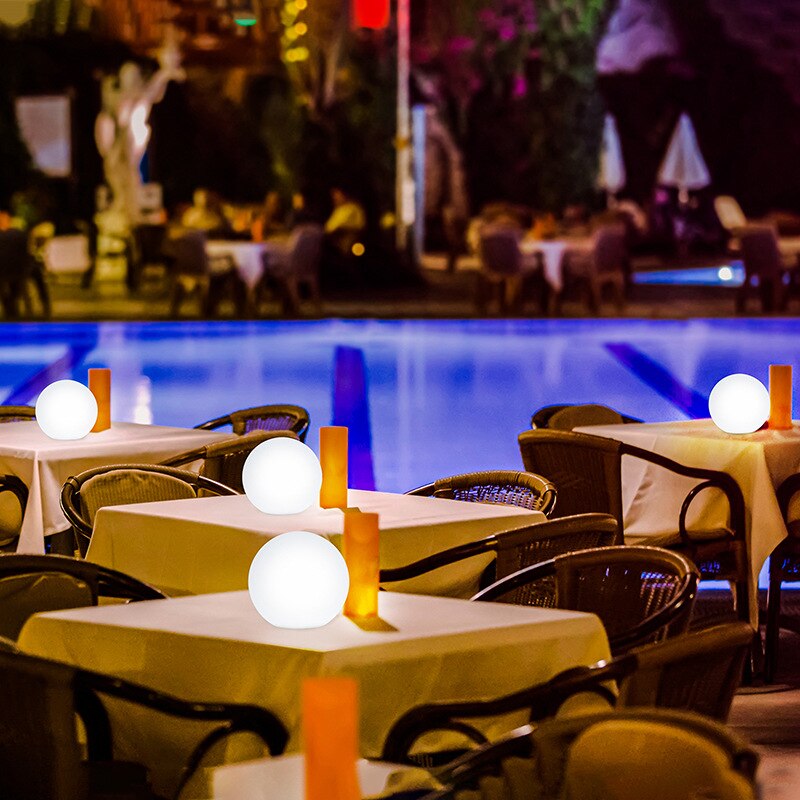 Lunar Cordless LED Indoor & Outdoor Table Light