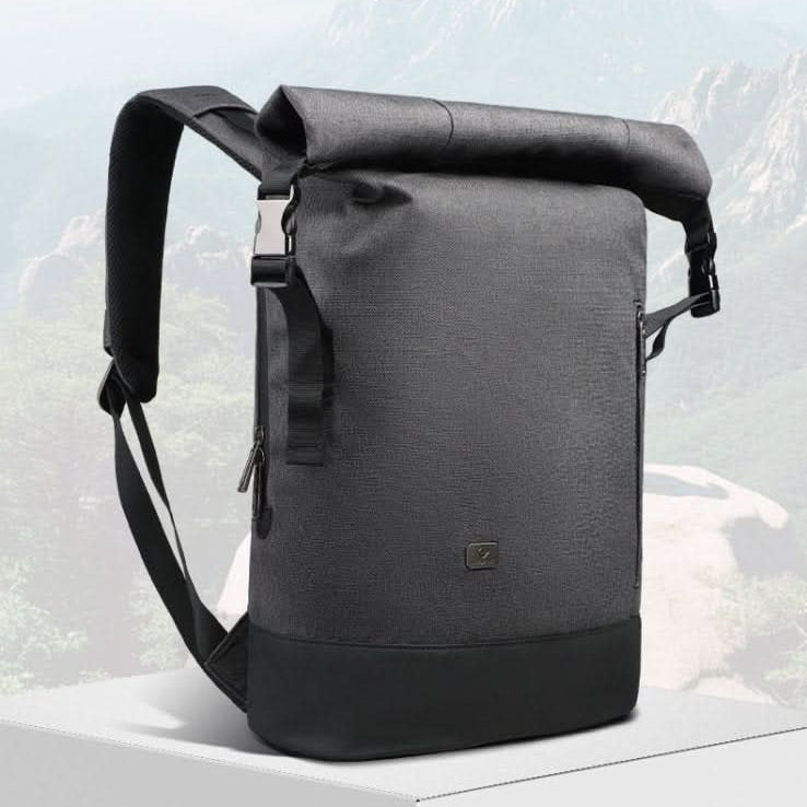CityTrail roll-top-rygsæk til dagsture, 20-35 L udvidelig kapacitet, USB-port, 0.9 kg