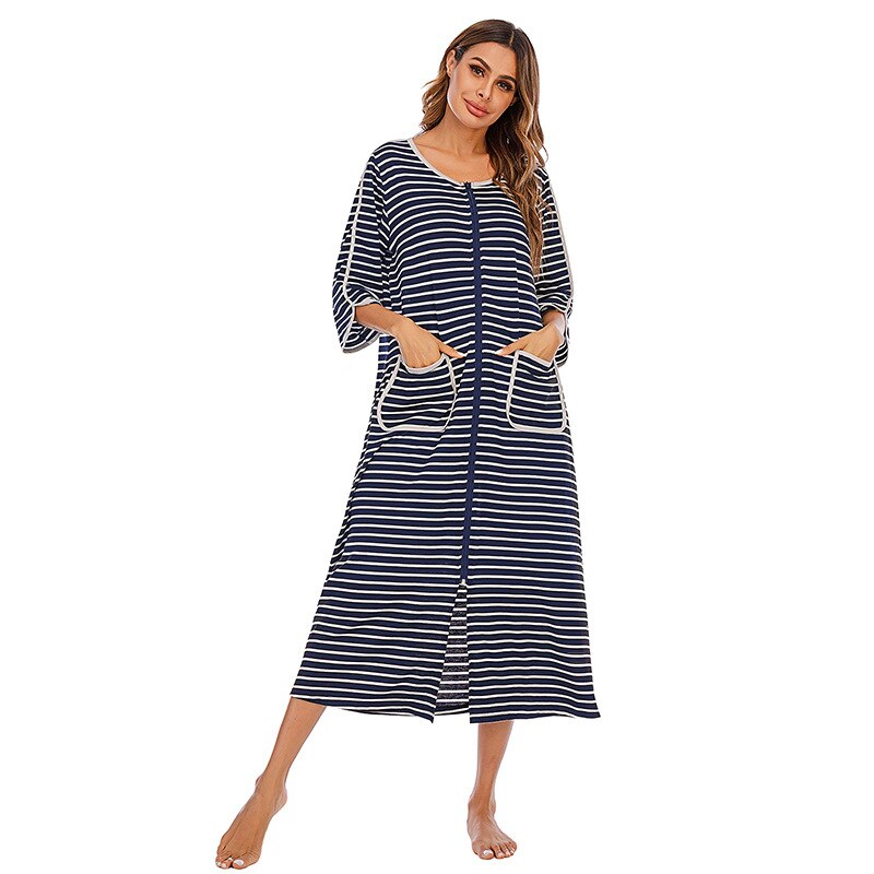 Albornoz de forro polar con capucha para mujer — Cremallera completa y bolsillos