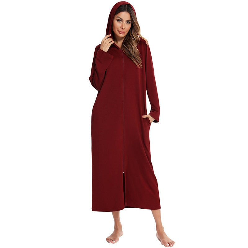 Albornoz de forro polar con capucha para mujer — Cremallera completa y bolsillos