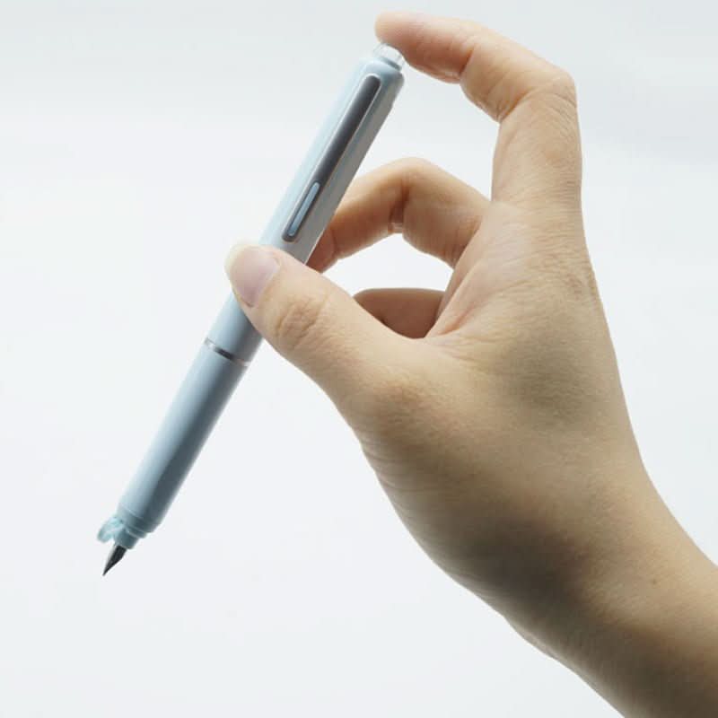 Noble Crest Elite Retractable Fountain Pen — Luxury Finish, Smooth Ink Flow Delivery
