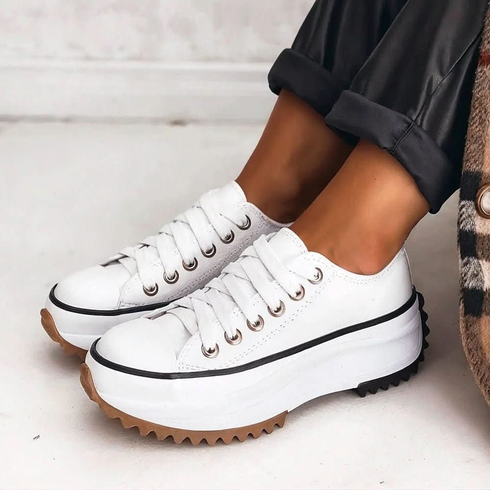 NovaStride Flex Walking-Sneaker — Orthopädische Dämpfung und klassische Silhouette