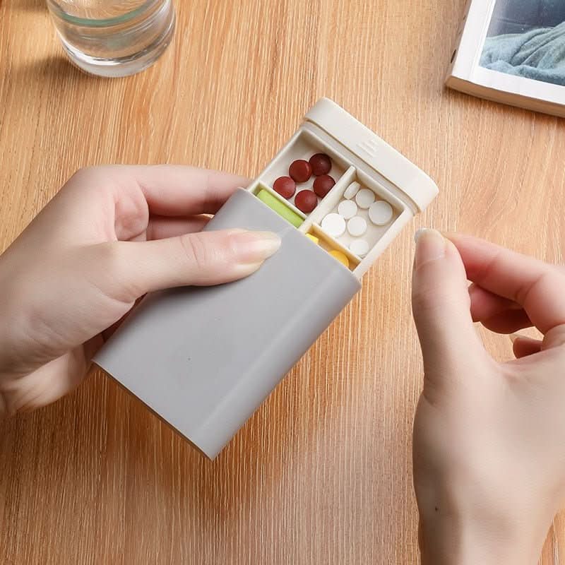 AuraBox-kompakti pillerirasia – kannettava taskukokoinen järjestelykotelo
