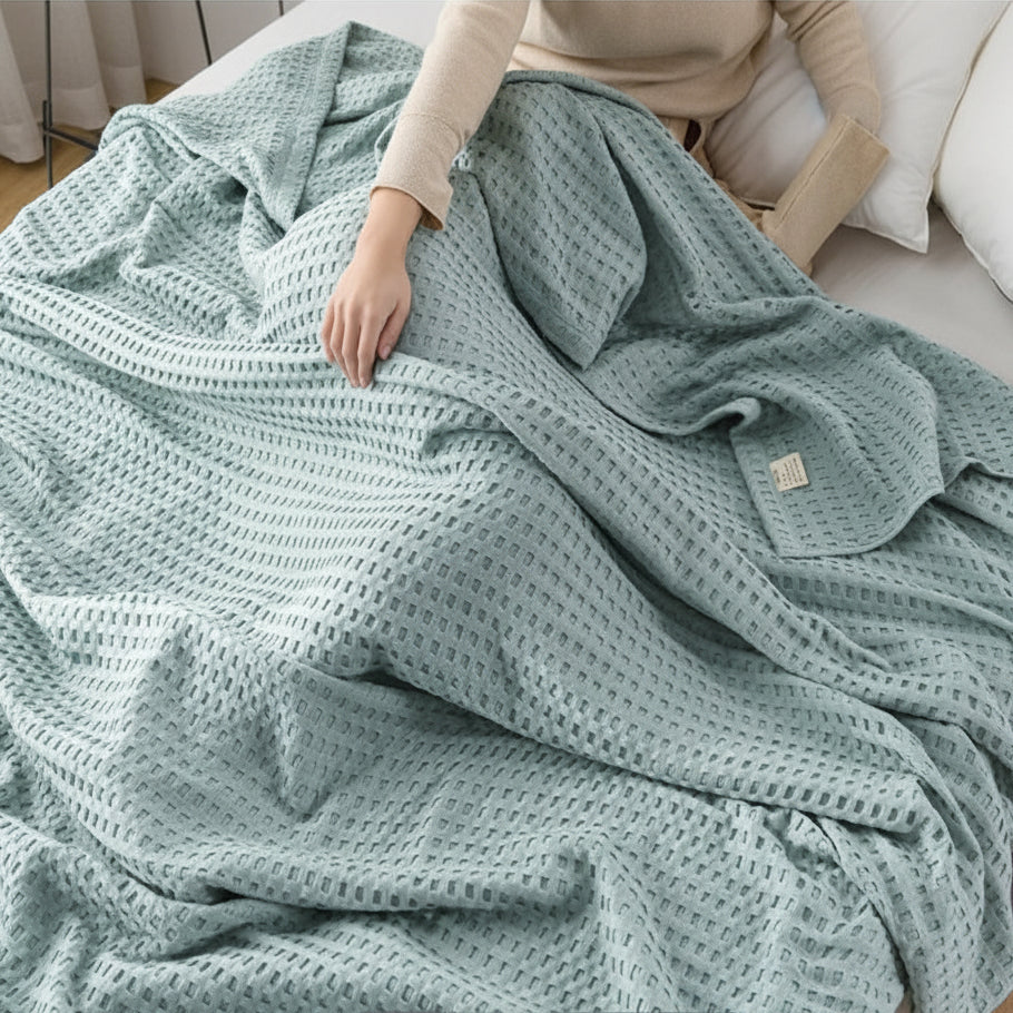 Lightweight Waffle Throw Blanket for Cozy All-Season Comfort - Euroselle