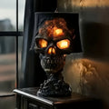 Totenkopf-Lavalamp – fließender roter Kern, gotisches Stimmungslicht für den Tisch