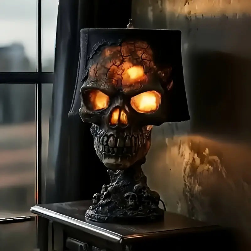 Totenkopf-Lavalamp – fließender roter Kern, gotisches Stimmungslicht für den Tisch