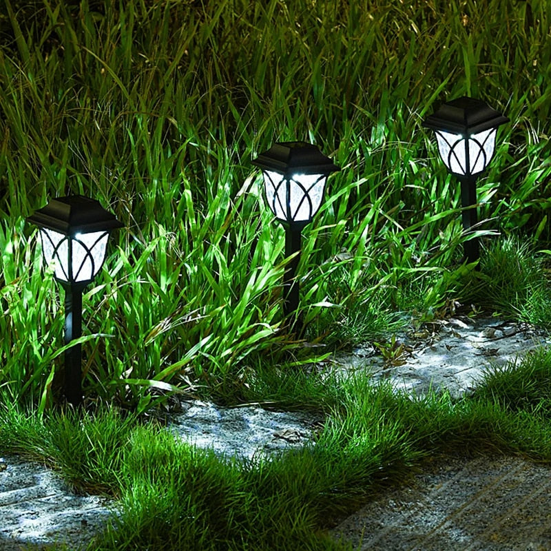 Solar Garden Lights with Automatic On/Off for Outdoor Illumination - Euroselle