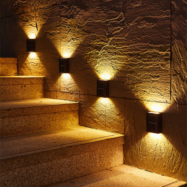 Solar LED Wall Lights, Waterproof Outdoor Lighting with Automatic On/Off - Euroselle