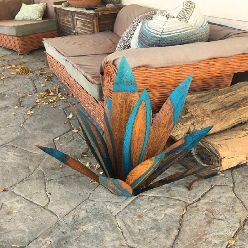 Solar Garden Lamp Metal Waterproof Outdoor Decorative Light | Euroselle
